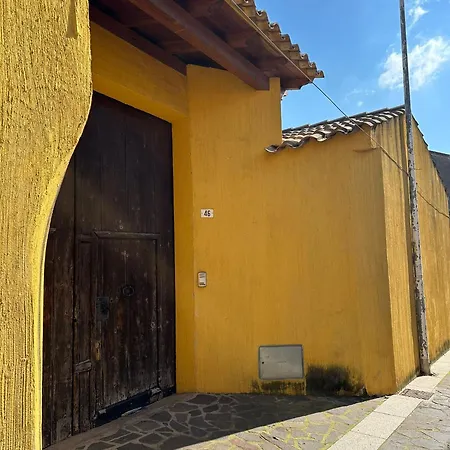 Historic&modern - * Muravera